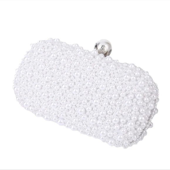 Simone - Pearl Hand Clutch - Picture 6 of 11